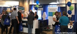 salon emploi Vaudreuil-Soulanges kiosques Polymos et Synergie Photo INFOSuroit