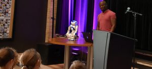 presentation robot Nao au College de Valleyfield Photo ColVal