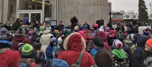 journee nationale des enfants Hotel de ville Valleyfield avec GuyLeclair Photo courtoisie