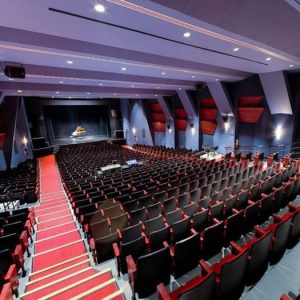 Valleyfield-salle-Albert-Dumouchel-2017-photo-Valspec-publiee-par-INFOSuroit