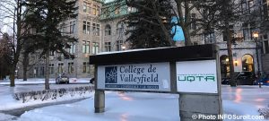College de Valleyfield et UQTR enseigne rue Champlain hiver 2018 photo INFOSuroit