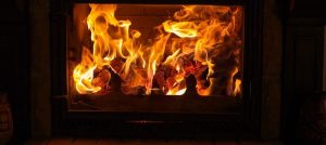 bois de chauffage flamme feu foyer cendre photo StockSnap via Pixabay CC0