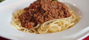 spaghetti sauce viande pates alimentaires photo RitaE via Pixabay CC0 et INFOSuroit