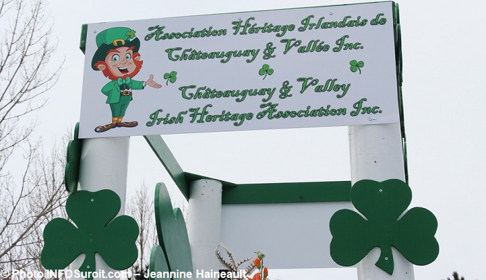 Defile St-Patrick Chateauguay affiche Association Heritage Irlandaise photo INFOSuroit-Jeannine_Haineault