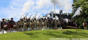 Seigneuriales-de-Vaudreuil-Dorion-2018-soldat-epoque-Nouvelle-France-tir-plantation-du-Mai-photo-INFOSuroit-Jeannine_Haineault