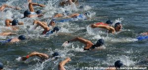 Triathlon-Valleyfield-volet-natation-photo-INFOSuroit-Jeannine_Haineault