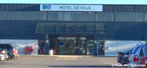 Ville-de-Vaudreuil-Dorion-hotel-de-ville-photo-INFOSuroit_com