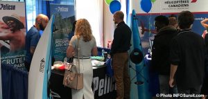 Salon Emploi Vaudreuil-Soulanges 2017 kiosques Pelican et HelicopteresCanadiens visiteurs photo INFOSuroit