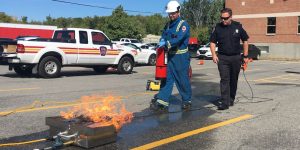 formation en entreprise extinction incendie avec pompiers Chateauguay photo courtoisie VC