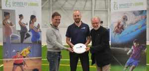 ultimate frisbee au Sportplex Chateauguay maires de la regie avec DG federation photo via VC