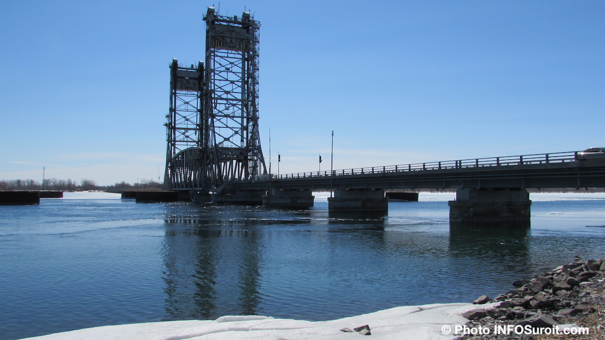 pont SaintLouisdeGonzague hiver neige ciel bleu photo INFOSuroit