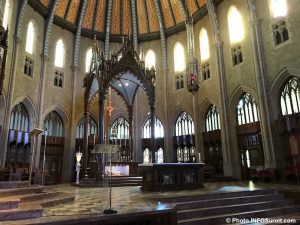 visite basilique cathedrale Sainte-Cecile Valleyfield hotel croix photo INFOSuroit