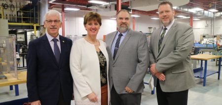 FMooijekind president CSVT ministre MCBibeau avec MBibeau du CFP et MGirard DG photo CSVT