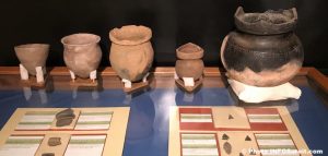 histoire-artefacts-musee-archeologie-Pointe-du-Buisson-2019-photo-INFOSuroit_com