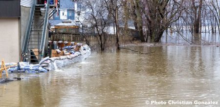inondations Vaudreuil-Dorion secteur avenue St-Charles copyright photo Christian_Gonzalez