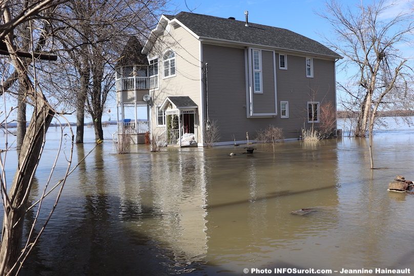 maison-inondee-Vaudreuil-Dorion-22avr2019-photo-JH-INFOSuroit