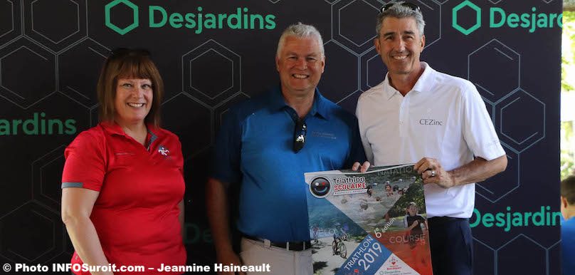 BAsselin Triathlon Valleyfield MBrindle responsable Triathlon scolaire 2019 et JFGagnon CEZinc photo JH INFOSuroit