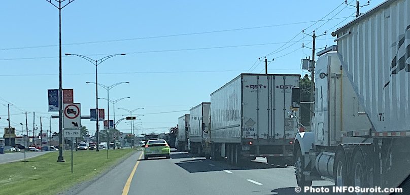 camions lourds boul Mgr-Langlois Valleyfield juin2019 photo INFOSuroit