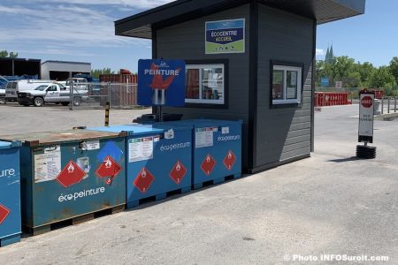 ecocentre Beauharnois conteneurs a peinture accueil photo INFOSuroit