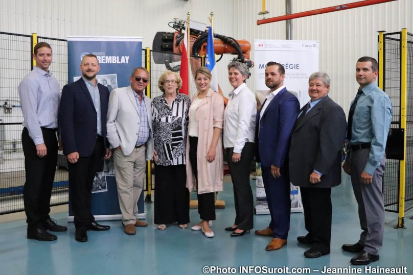 Groupe Tremblay avec ministre MJoly annonce contribution du federal juil2019 photo JH INFOSuroit