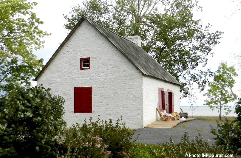 Maison meunier parc historique de la Pte-du-Moulin Ile-Perrot pres lac Saint-Louis 2012 photo INFOSuroit