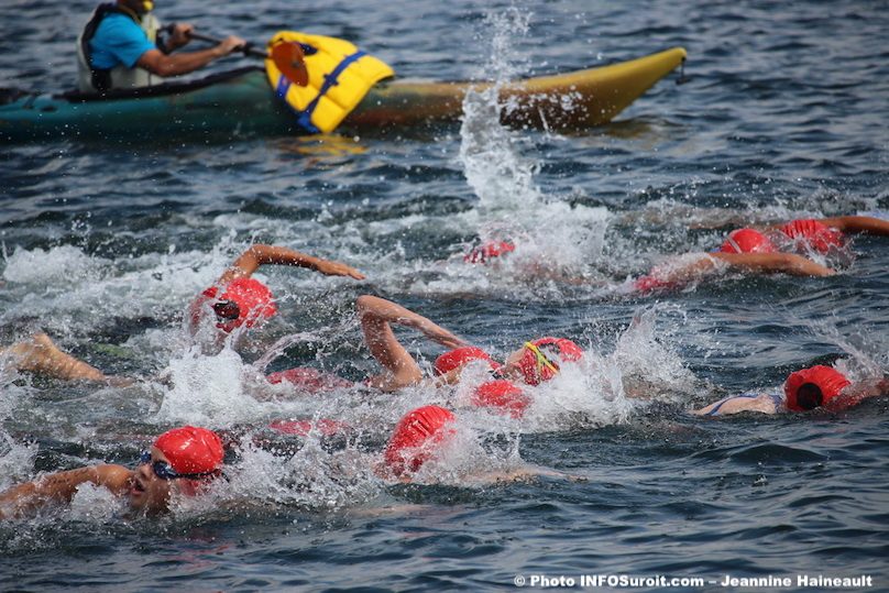 Triathlon Valleyfield natation nageurs photo JHaineault INFOSuroit