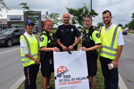 agents police Chateauguay MartineDenis MartinDionne JennyLavigne entoures de SondosLamrhari et CarlBriere agents Securi-Parc de la MRC photo MRC