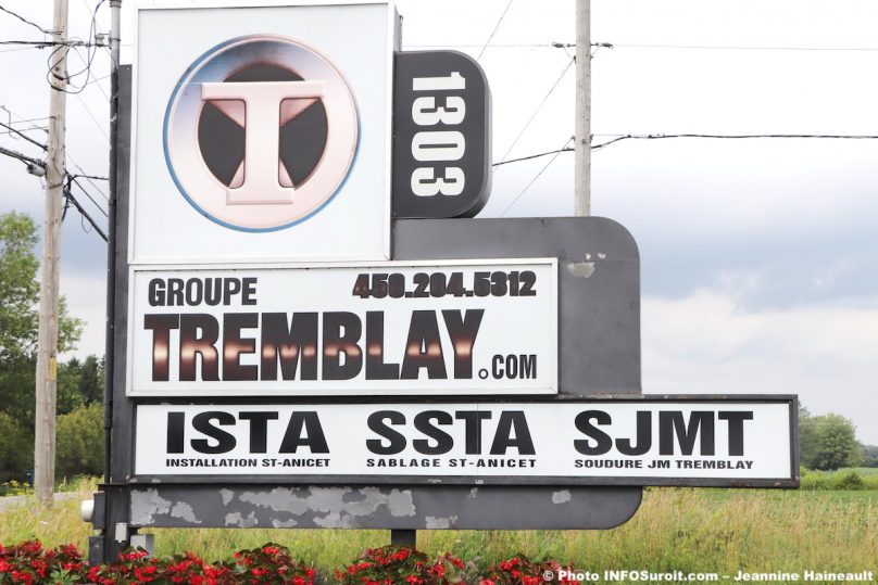 enseigne Groupe Tremblay St-Anicet juil2019 photo JH INFOSuroit