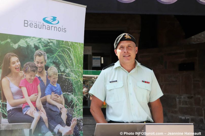 Major Patrick_Petitclerc 4e Bataillon du Royal 22e Regiment a Beauharnois 01082019 photo JH INFOSuroit