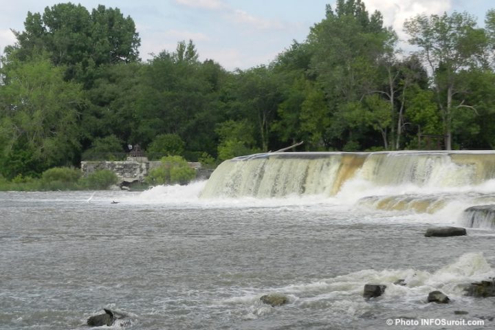 Riviere Chateauguay a Sainte-Martine Halte Domaine-de-la-Peche-au-Saumon photo INFOSuroit