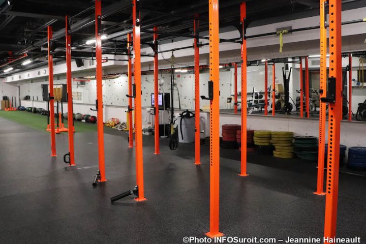 barres exercices salle multifonctionnelle gym Cite des Arts et des Sports photo JH INFOSuroit