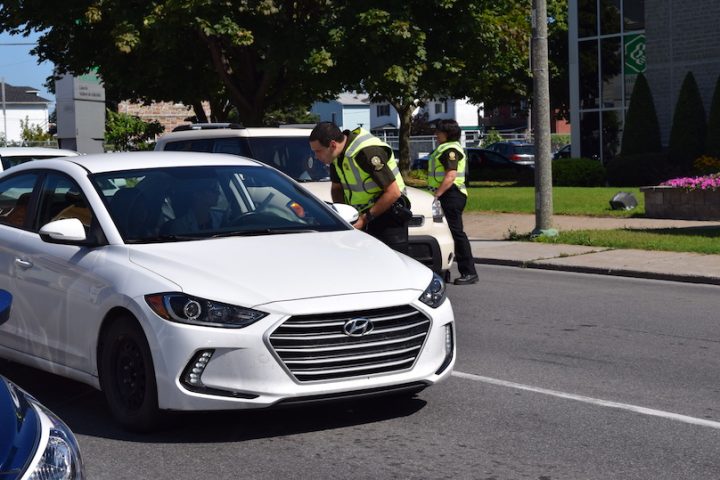 campagne sensibilisation securite routiere Pas de cell au volant aout2019 Valleyfield photo MRC