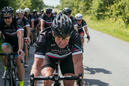 cyclistes participants au Defi Velo de la Fondation Hopital du Suroit photo courtoisie FHS