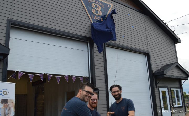 distillerie-3-lacs-cofondateurs-nicolas-beriault-mathieu-caron-dominic-proulx-photo-infosuroit