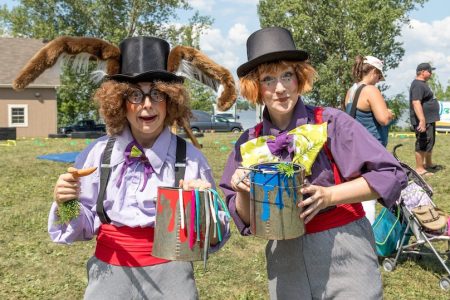 fete du citoyen 2018 clowns amuseurs publics photo Facebook Ville de Vaudreuil-Dorion