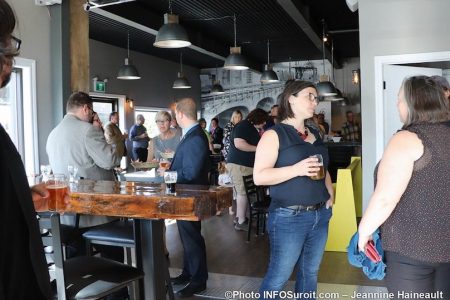 invites lancement microbrasserie la Centrale a beauharnois photo JH INFOSuroit