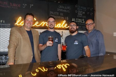 lancement microbrasserie la Centrale promoteurs avec A_Daneau et depute C_Reid photp JH INFOSuroit