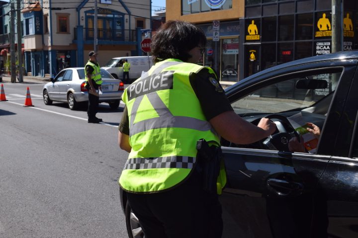 police campagne securite routiere Pas de cell au volant aout2019 a Valleyfield photo via MRC