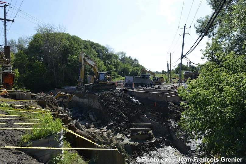 travaux nouveau pont ferroviaire riviere Quinchien a Vaudreuil-Dorion photo exo Jean-Francois_Grenier