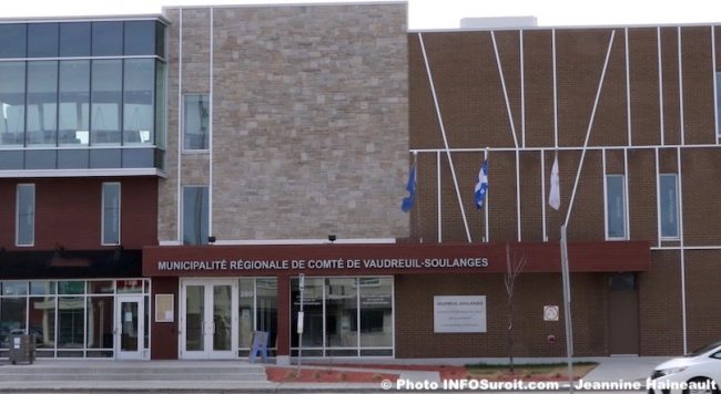 MRC-Vaudreuil-Soulanges-facade-boul-Harwood-avr2019-photo-JHaineault-INFOSuroit