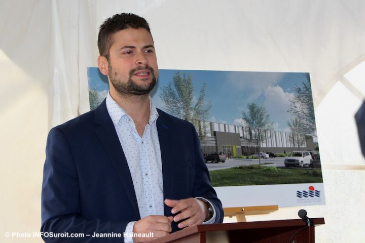 Miguel_Lemieux maire Salaberry-de-Valleyfield annonce OK Pneus oct2019 photo JH INFOSuroit