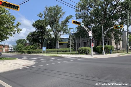 centre-ville valleyfield angle rues Salaberry et Jacques-Cartier Palais de justice photo INFOSuroit