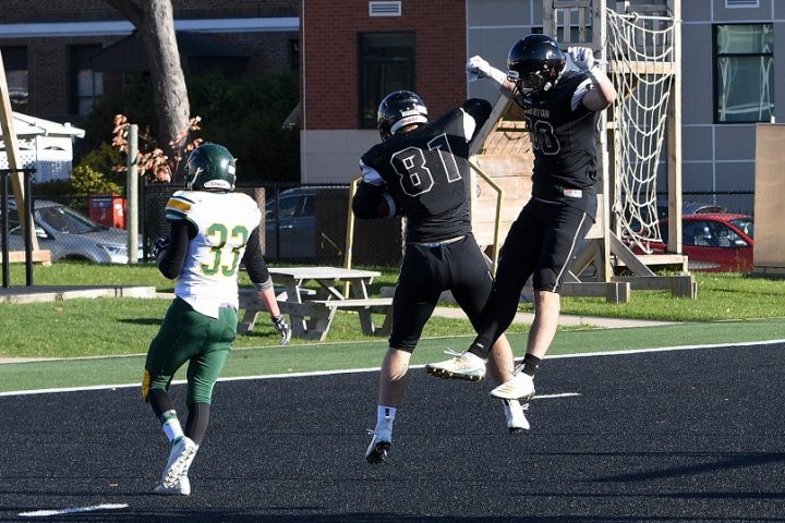 football Noir et Or contre Condors 19oct2019 photo via College de Vallleyfield