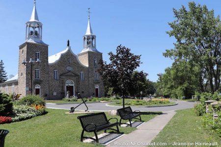 place publique a venir devant eglise St-Joachim a chateuaguay photo juil2019 JH INFOSuroit