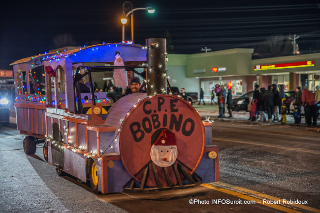 defile-de-Noel-2019-Chateauguay-train-CPE-Bobino-photo-Robert_Robidoux-INFOSuroit