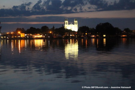 eglise Bellerive Valleyfield reflet baie lac St-Francois photo Jeannine_Haineault INFOSuroit
