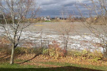 riviere Chateauguay a Sainte-Martine automne photo via Scabric