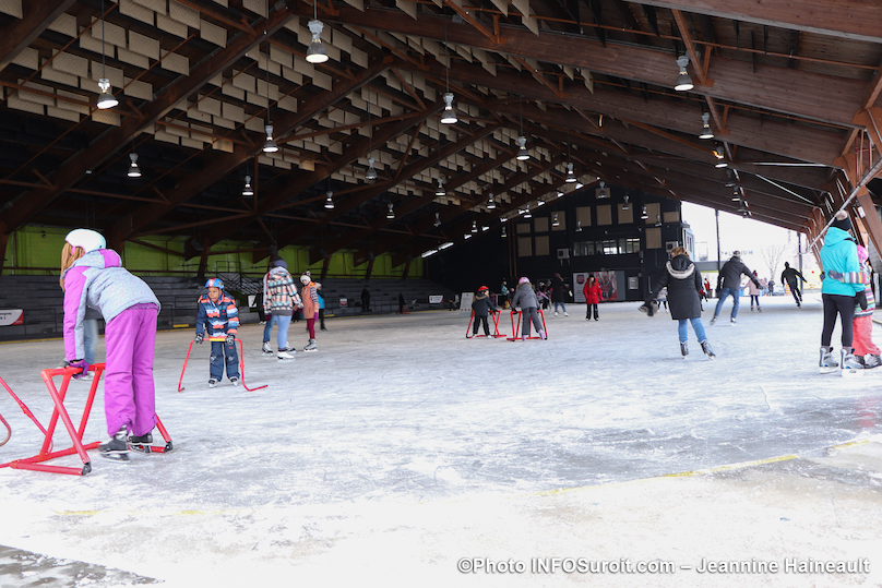 Agora Chateauguay patinage patineurs fev2020 photo JH INFOSuroit