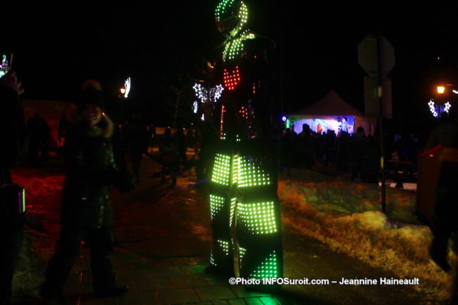 Feux-et-Flocons-2019-Vaudreuil-Dorion-animatrion-lumieres-photo-JH-INFOSuroit