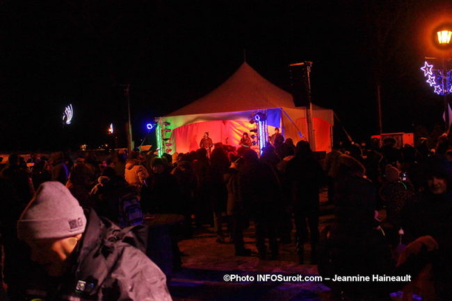 Feux-et-flocons-2019-a-Vaudreuil-Dorion-spectacle-Raffi-photo-JHaineault-INFOSuroit